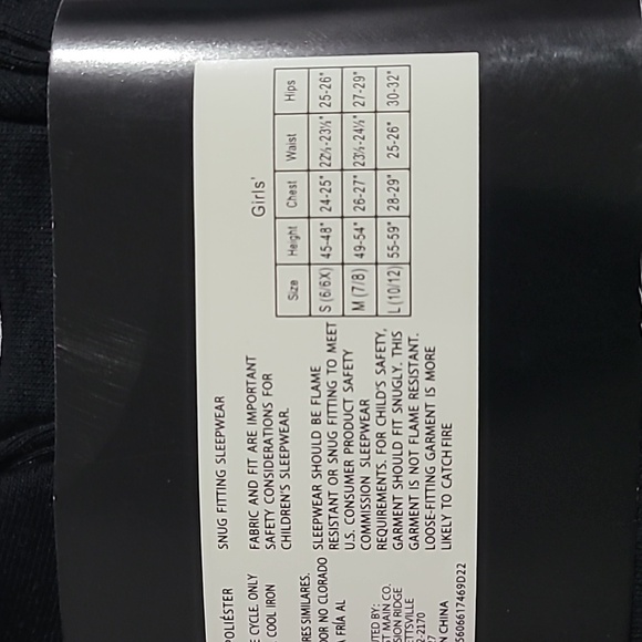 Halloween PJ Set - Glow in Dark Girls Sz Med 7/8 - Picture 10 of 10